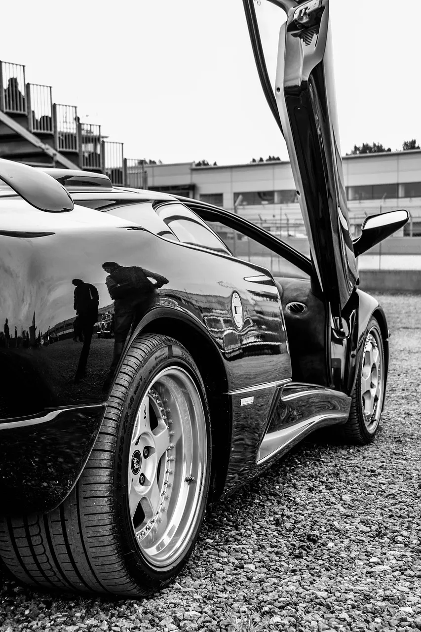 Unveiling the McLaren W1: A New Era in Supercar Excellence