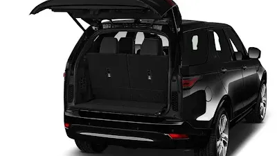 2024 Land Rover Discovery Trunk opened