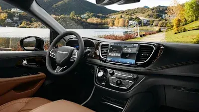 2024 Chrysler Pacifica infotainment