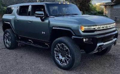 2025 GMC Hummer EV
