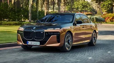 2024 BMW i7 Sedan M70